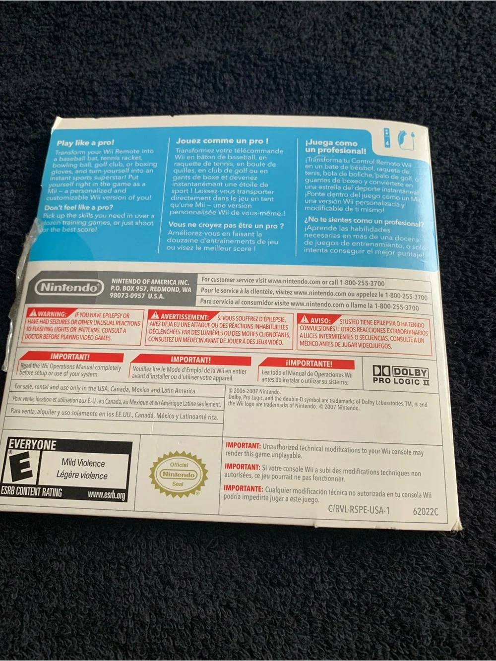 Original Nintendo Wii Sports featuring 5 Sports- Wii Game - Picture 4 of 6
